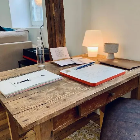 T2 Les Marionnettistes, 3 People, Baby Equipment Διαμέρισμα *